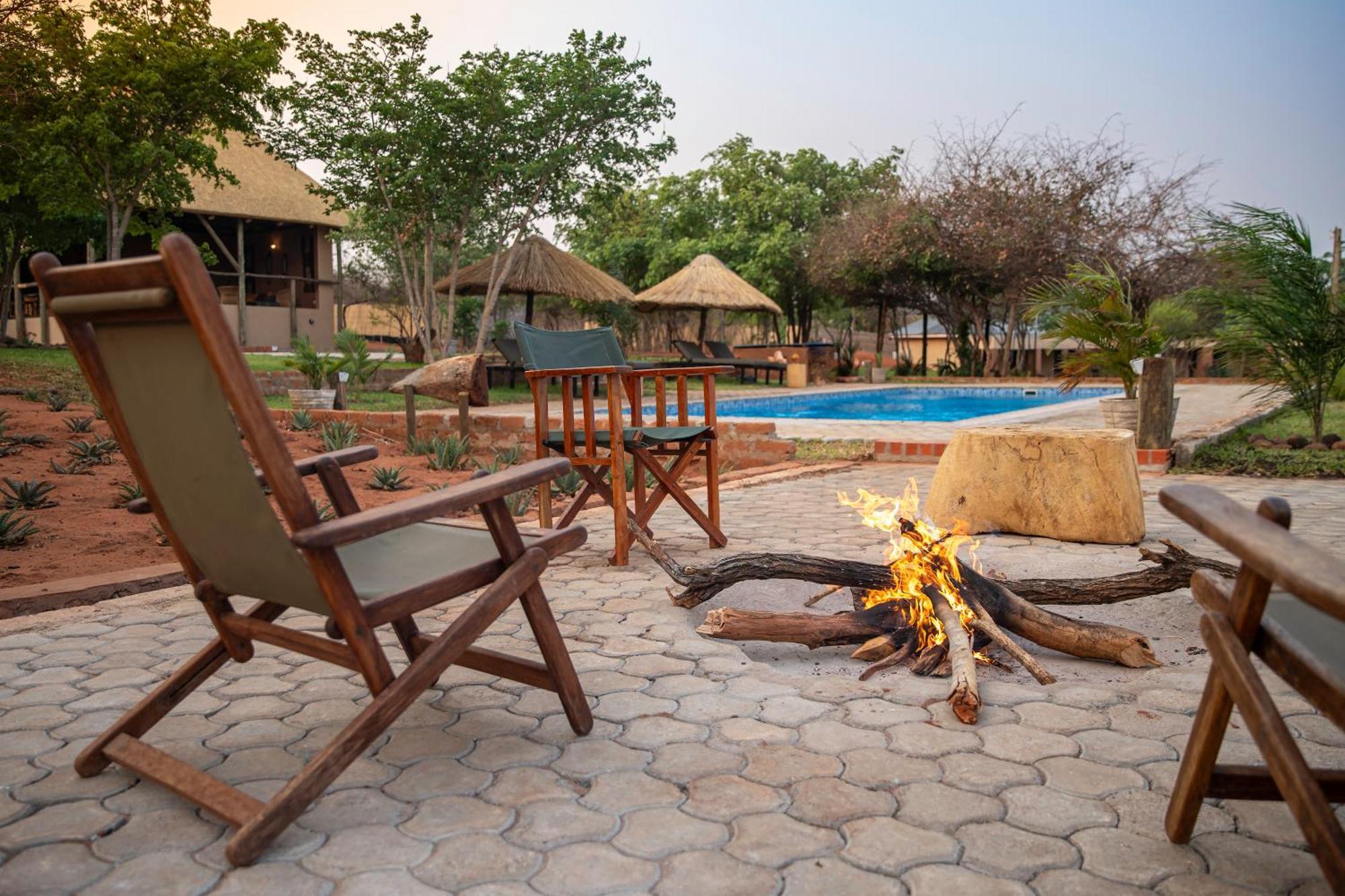 The Nkhosi Livingstone Lodge And Spa Экстерьер фото