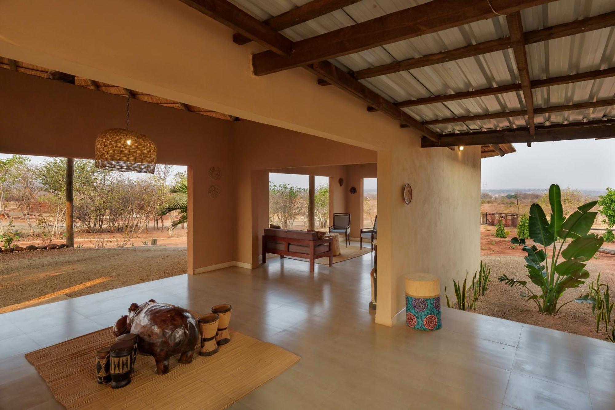 The Nkhosi Livingstone Lodge And Spa Экстерьер фото