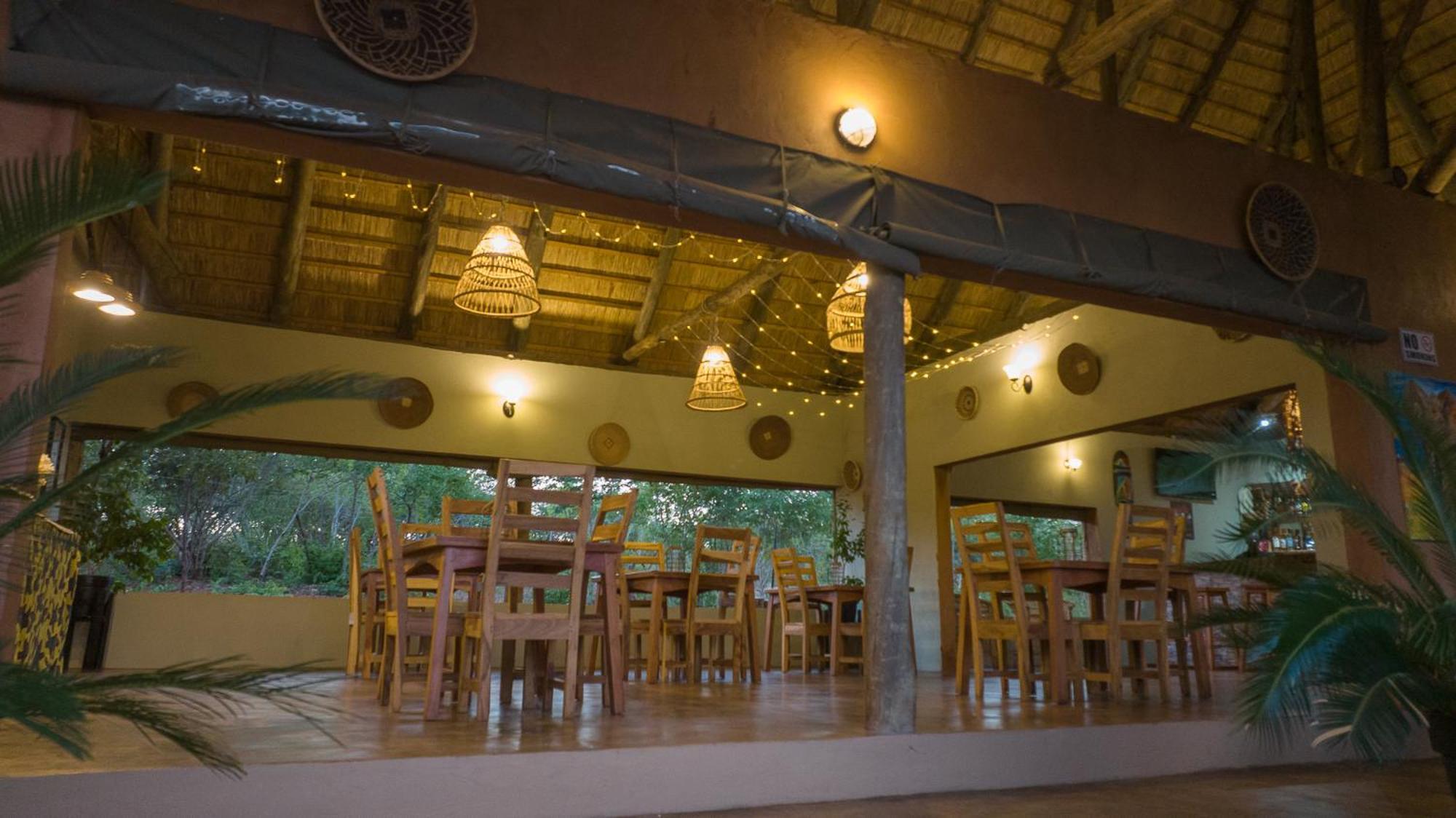 The Nkhosi Livingstone Lodge And Spa Экстерьер фото