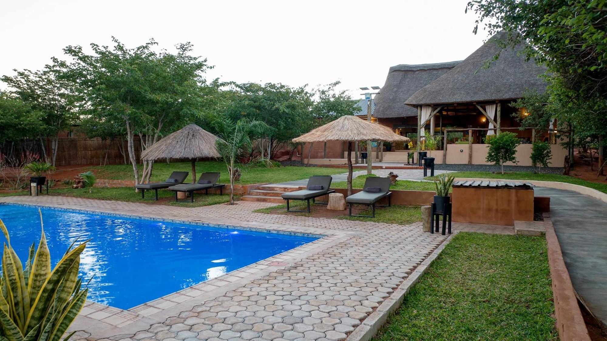 The Nkhosi Livingstone Lodge And Spa Экстерьер фото