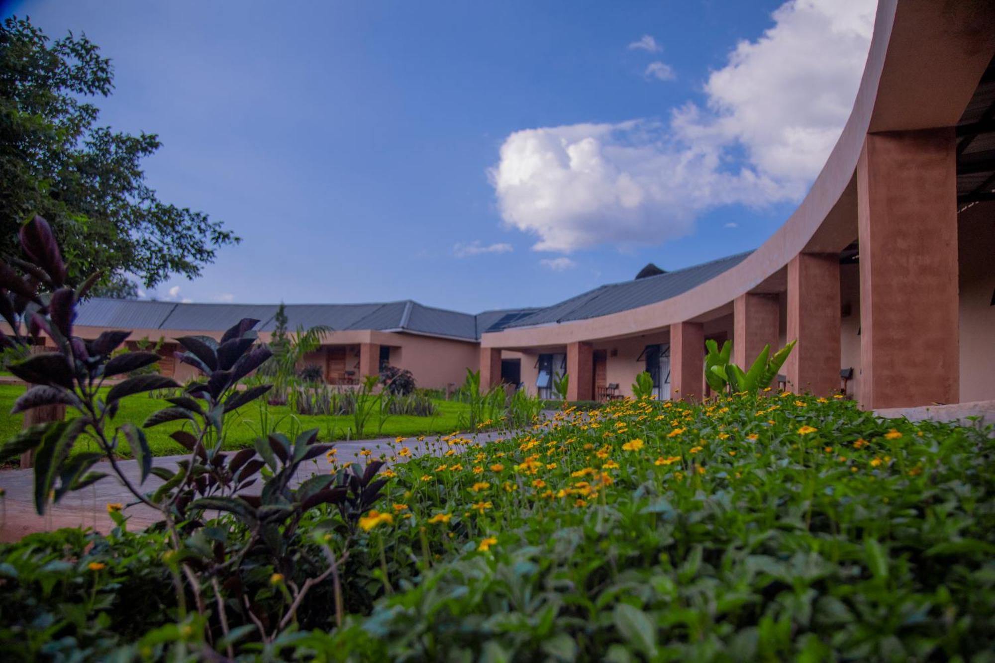 The Nkhosi Livingstone Lodge And Spa Экстерьер фото